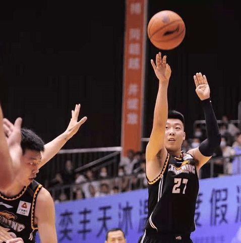 辽宁男篮放弃引援!新赛季大名单确定 杨鸣能否带队夺冠?