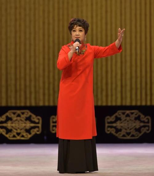 张慧芳:北京京剧院一团领衔主演,国家一级青衣演员,中国戏剧梅花奖