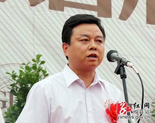 红网 湖南频道 > 正文     攸县县委常委,副县长张建勇代表县委,县