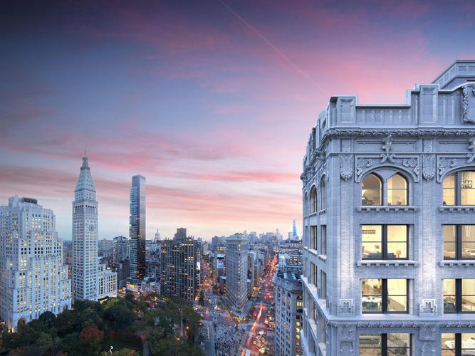 the faade of 212 fifth avenue, new york city