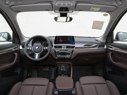 新款宝马x1 时尚动感之风