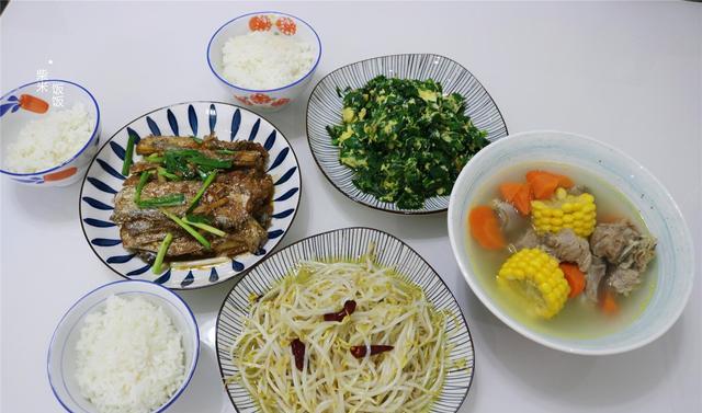 晒一晒我家一日三餐家常饭菜好做又好吃简单不浪费