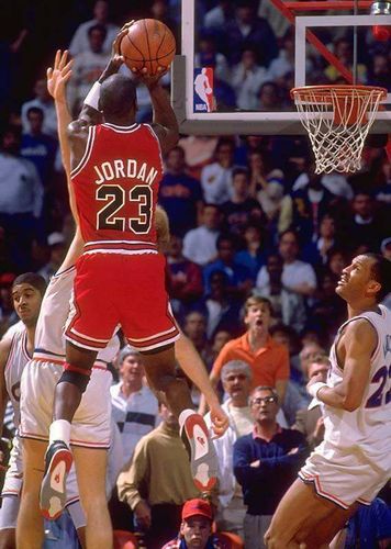 乔丹季后赛的得分纪录:单场砍63分,50 次数甩开10位巨星总和