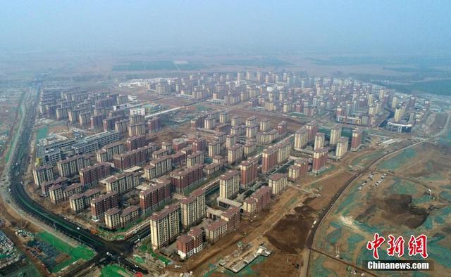 航拍雄安新区雄东片区建设现场. 韩冰 摄