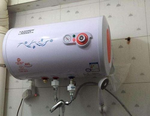 储水式电热水器是与燃气热水器,太阳能热水器相并列的三大热水器之一