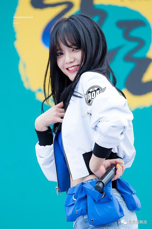 瘦脱相了……怎么回事?