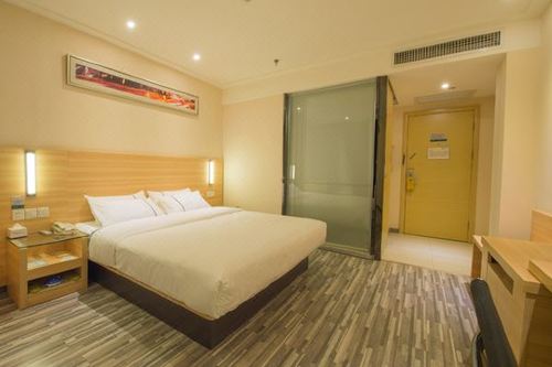 城市便捷酒店(武汉光谷中南民族大学青年城店)