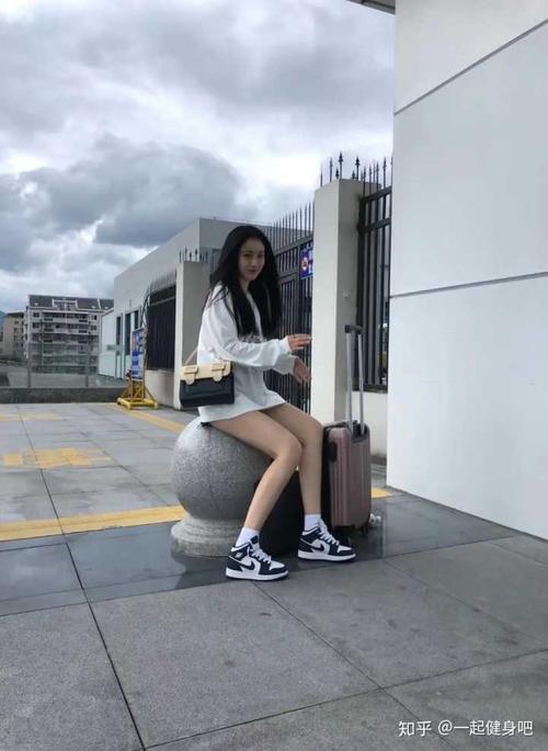 有个漂亮女朋友是种怎样的体验?