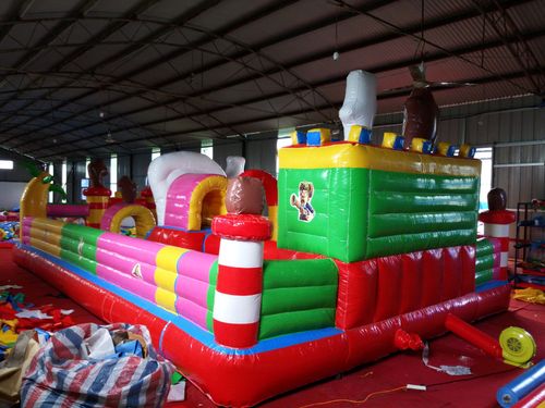 充气城堡,充气弹跳,儿童充气蹦蹦床,大型充气玩具,儿童游乐设备,新款