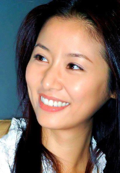 说一说女明星的全瓷牙一个比一个假