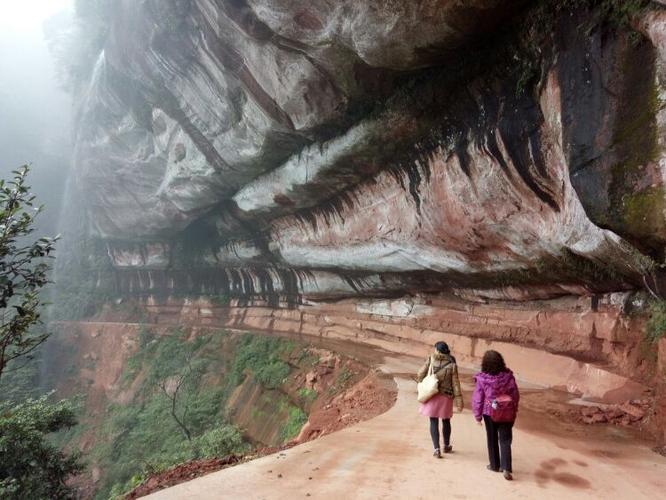 合江县金龙湖,是凤鸣镇烂泥坝,距合江县城约30km,海拔