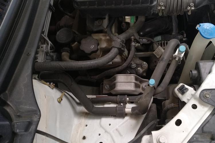 中华-v3 2015款 1.5l 手动智能型