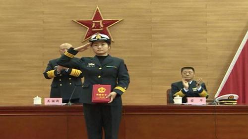 军委追授舰载机飞行员张超"逐梦海天的强军先锋"荣誉称号