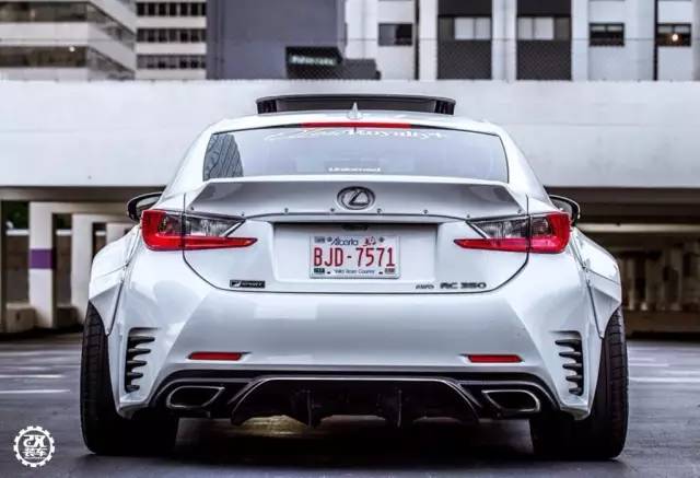 雷克萨斯入门轿跑的颜值担当,rc350上身火箭兔宽体!