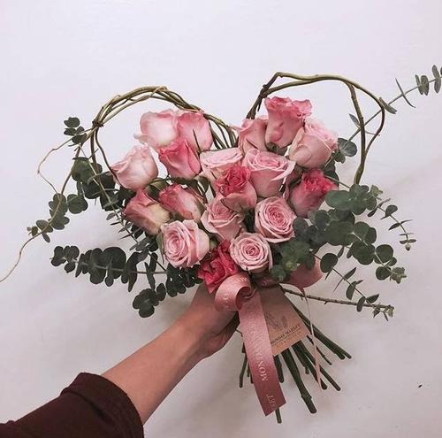 心形架构花束,花艺师必看!