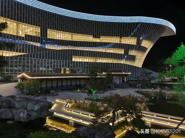 燕子带你逛扬州颜值爆表的扬州运河大剧院