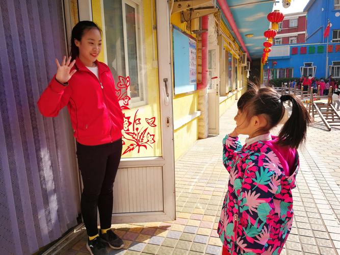 新世纪幼儿园～小礼仪大教育