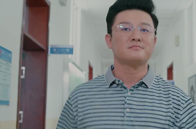 《你好!旧时光》的潘主任,敬业得让人觉得有些可爱!