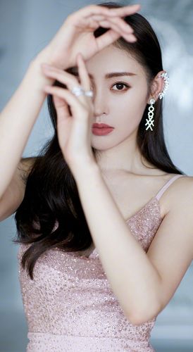 女神张天爱:第4593期气质潮流美图欣赏