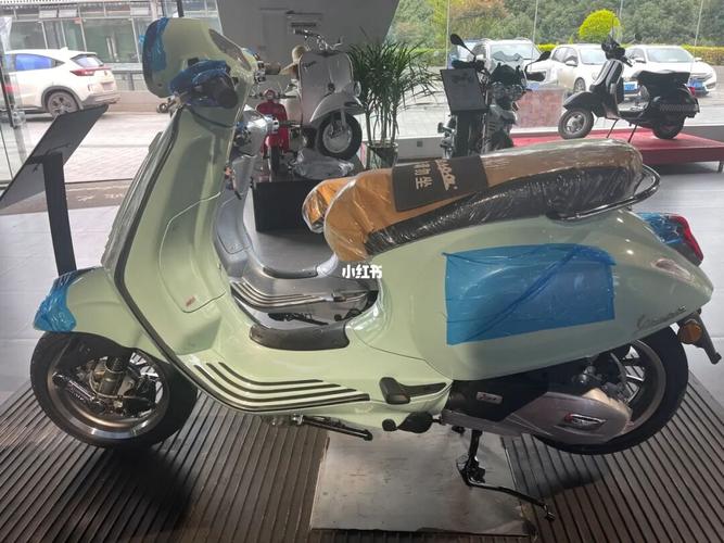 vespa_vespa摩托车昆明车行天下4s旗舰店攻略_薄荷绿