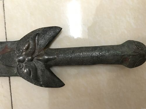 战汉老铜剑