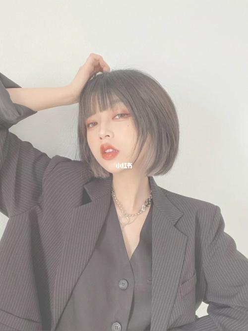 潮短发#潮色#挂耳染#高级感短发_短发_挂耳染_茗媛堂