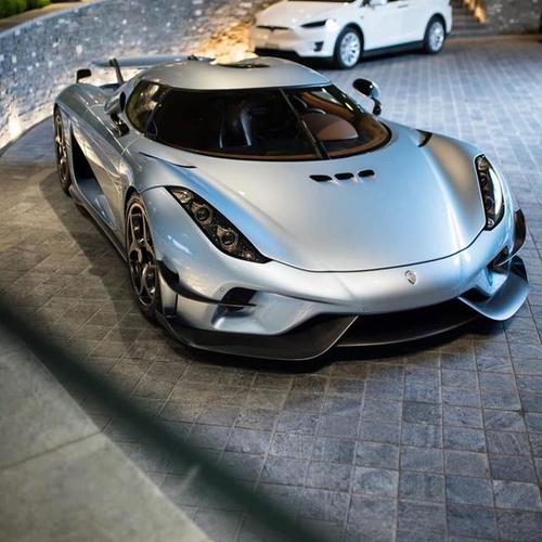 柯尼塞格家的超级跑车