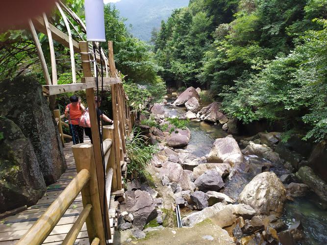 天台大雷山牧云谷