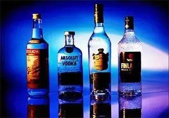 不仅会喝还要懂:调酒师们才知道的六大基酒有哪些?
