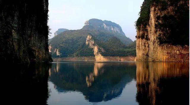 东风湖