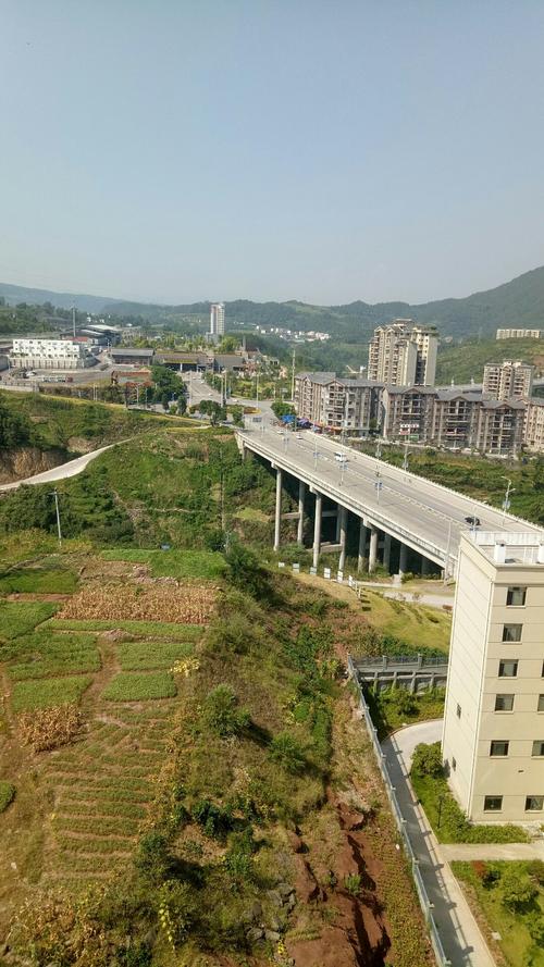 重庆市石柱土家族自治县菜地沟大桥169号靠近菜地沟大桥天气预报