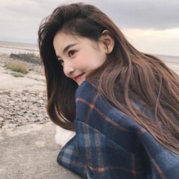 夏天中发女生头像图片