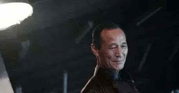 功夫巨星李小龙到底被谁打败过, 看完直接跪服了!