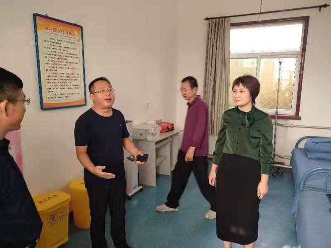 县卫体局党组书记,局长李新霞深入帮扶村走访调研脱贫成效巩固提升