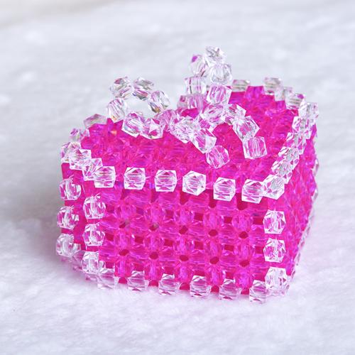 串珠心形首饰盒