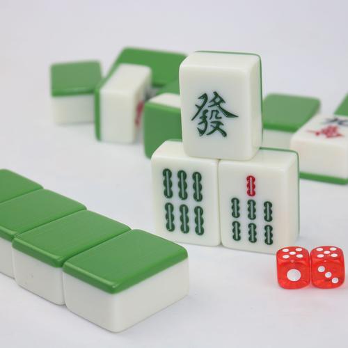 自产自销44mm家用大号 麻将牌 白色手提盒麻将手搓中档有瑕疵批发