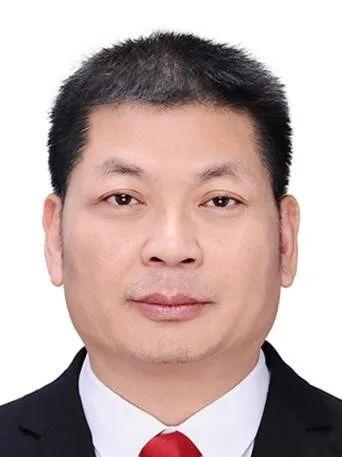 自治区体育局二级巡视员韦建勋