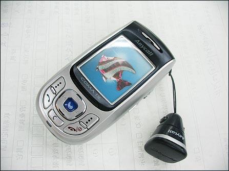  p>和三星滑盖经典手机sgh-e808几乎一样时尚外观的sch-f209延续着 a