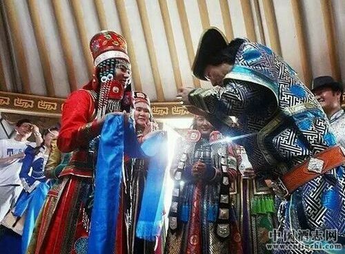 蒙古族的待客之道蒙古酒礼习俗