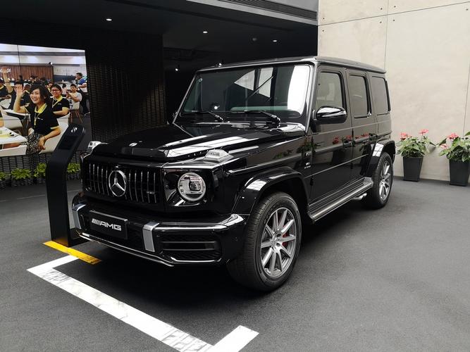 20款奔驰g63amg 黑外黑内现车加价多少
