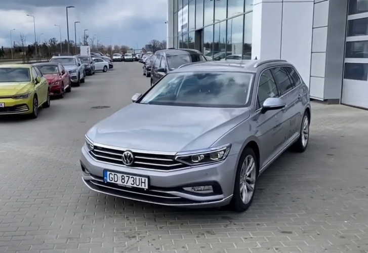 尽显帅气的大气稳重型旅行车内外实拍2020款大众蔚揽