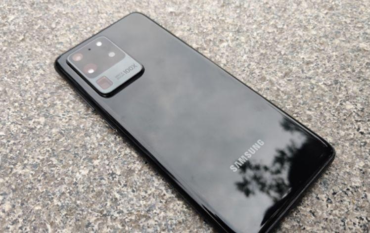 一年后再看三星s20ultra极致的硬件弥补不了拉垮的体验