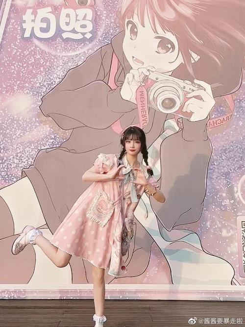 超人气表情包少女现身杭州,千名粉丝应援七濑胡桃
