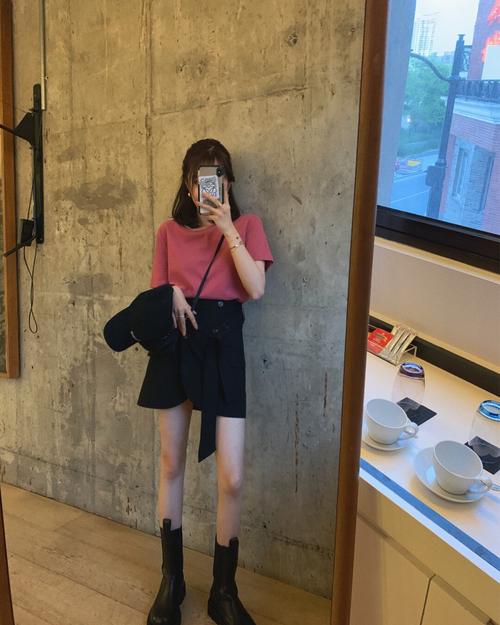 全身照脚放底部