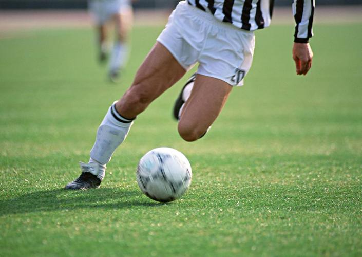 > 足球运动世界精美图片,高清壁纸图片,足球-好运图库