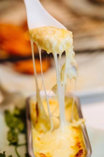 芝士榴莲烤生蚝