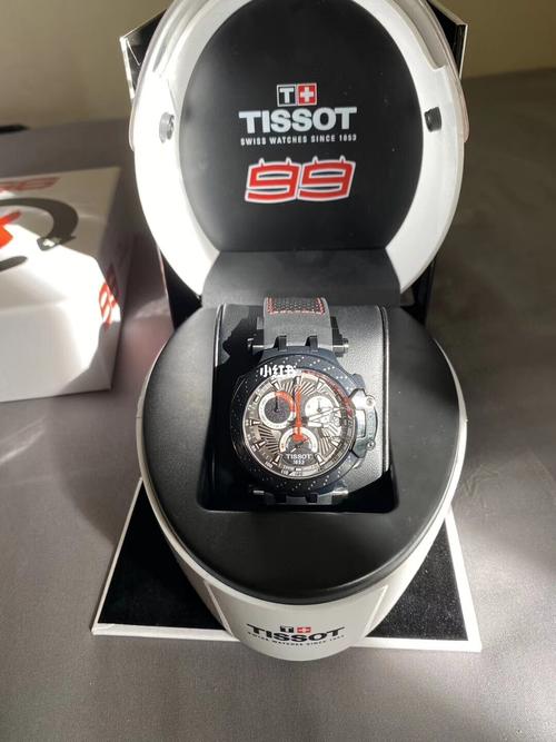 阿联酋9690国庆特惠9215 天梭限量版,赛车手jorge lorenzo