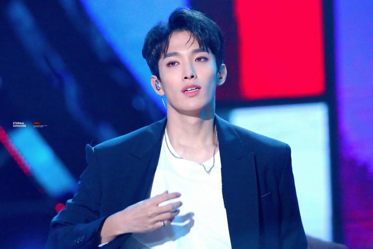seventeen dk 李硕珉