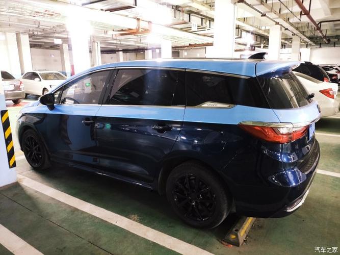 比亚迪宋max小改