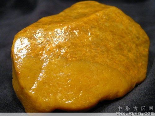 95克极品田黄原石(蛇皮纹)